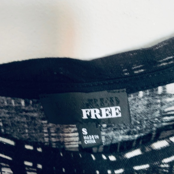 Wilfred Free Plaid Side Split tee black and white - Picture 4 of 5